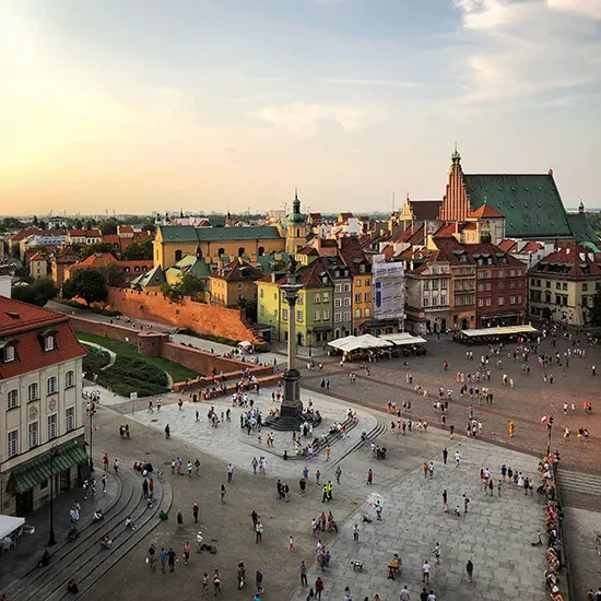 Stare Miasto i Plac Zamkowy w Warszawie z lotu ptaka